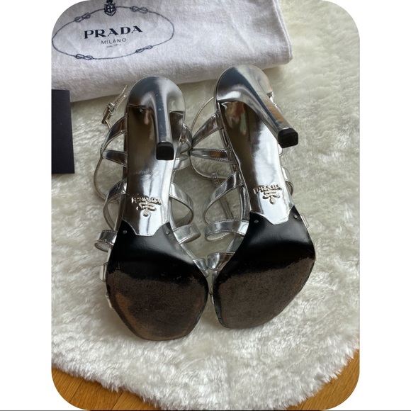 Authentic Prada shoe (Capetto Lamina) - Picture 4 of 6